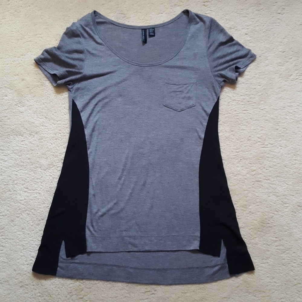 Cynthia Rowley fancy, pocket T-shirt (XS)
